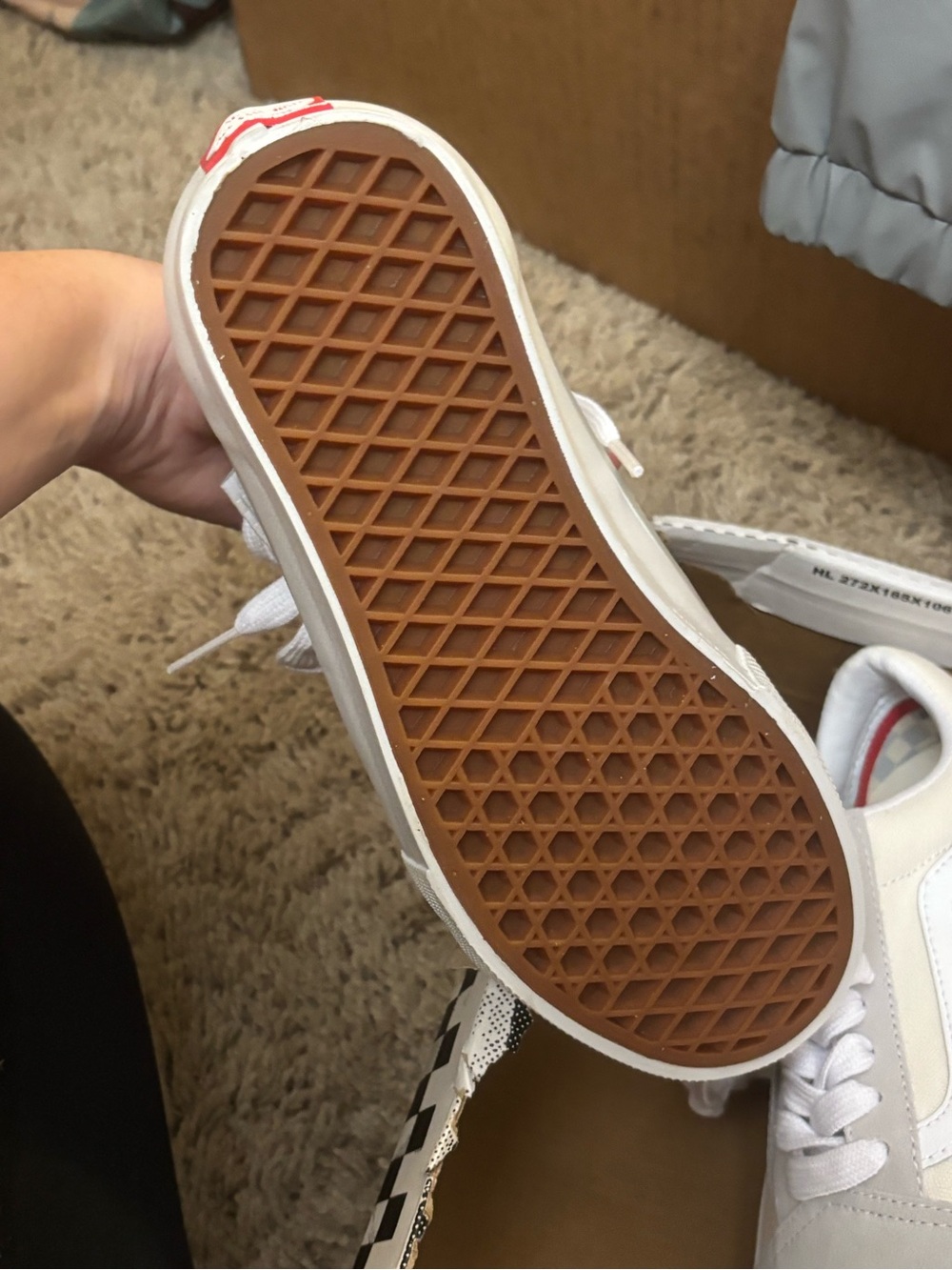 Vans - Picture 3 of 4